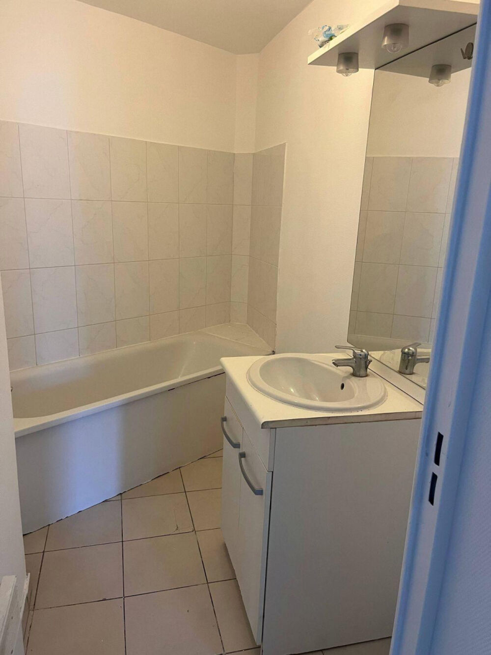Location Appartement 3 CHAMBRES EN COLOCATION Persan