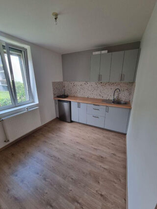  Appartement à louer 1 pièce 28 m²