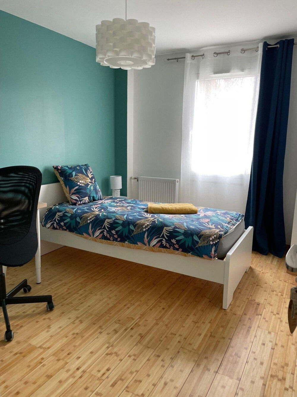 Location Appartement Loue 3 chambres dans colocation mixte à Villebon Villebon-sur-yvette