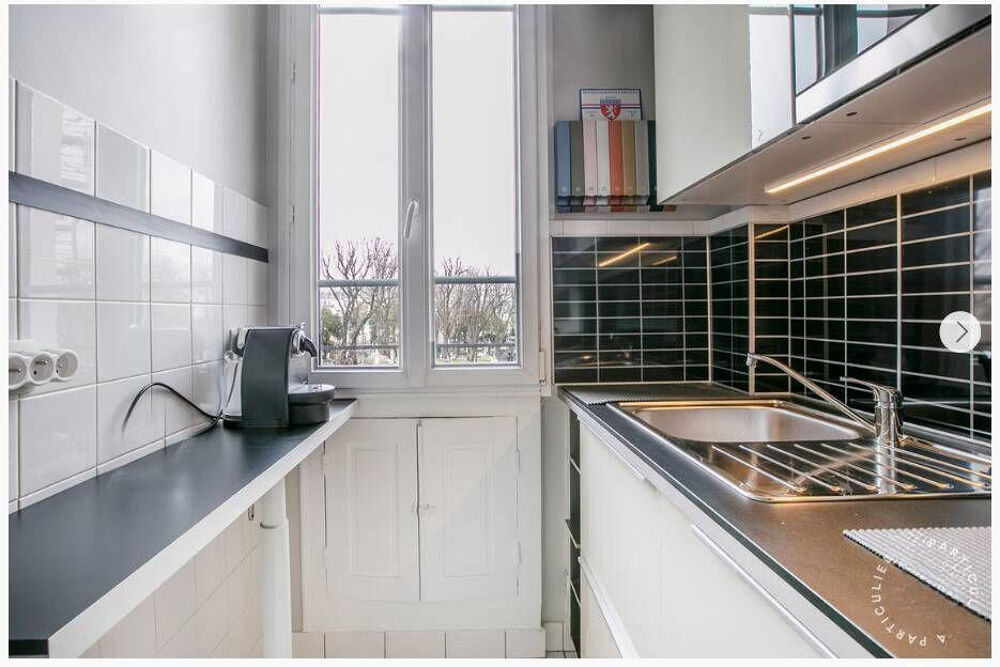 Location Appartement Beau studio 23m² bail société / rés secondaire Paris 16