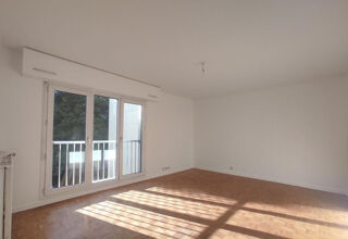  Appartement à louer 2 pièces 51 m²