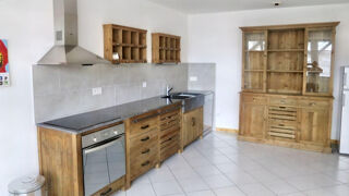  Appartement à louer 3 pièces 75 m²