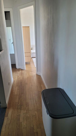  Appartement à louer 2 pièces 33 m²