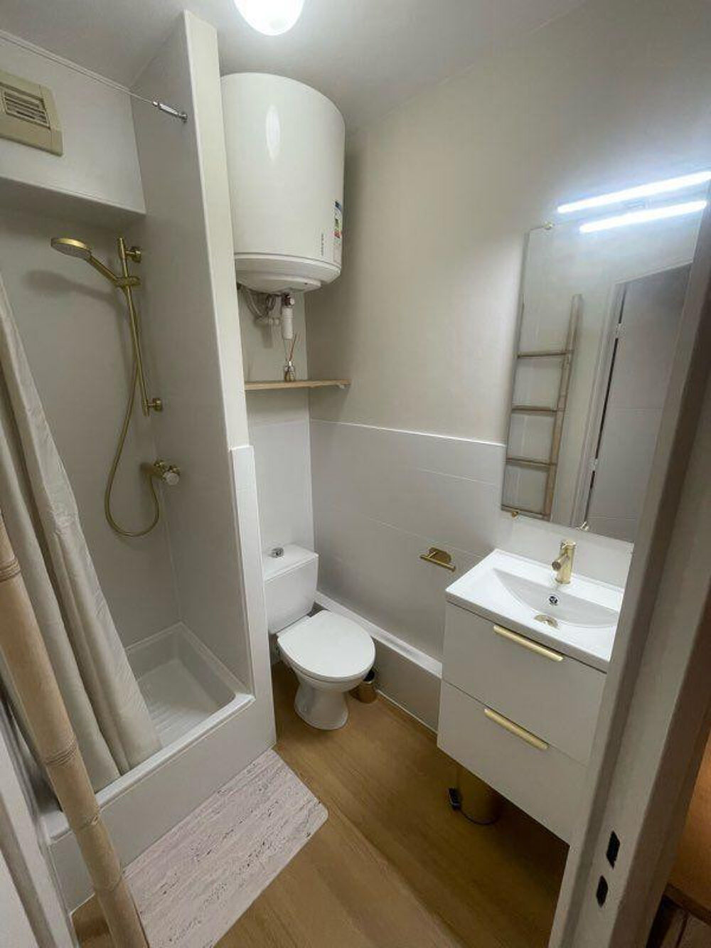 Location Appartement Charmant studio 25m2 meublé avec parking Nantes