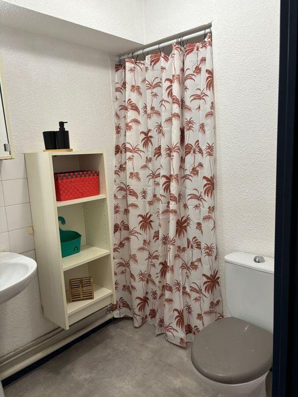 Location Appartement Loue studio étudiant 18m² meublé Villeurbanne Villeurbanne