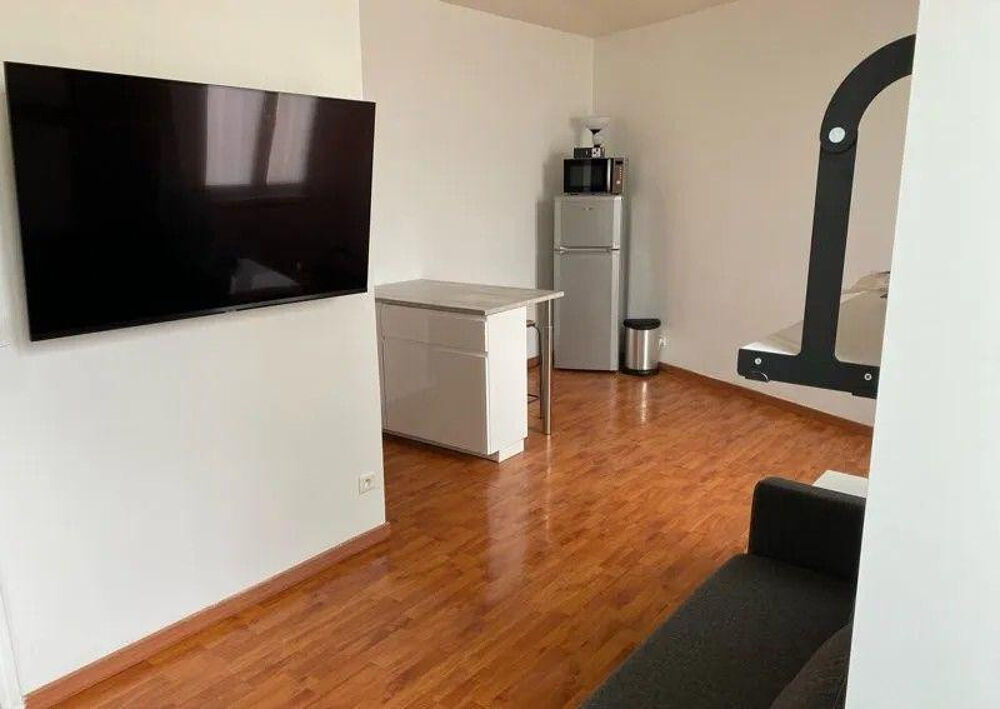 Location Appartement Beau studio 25m² meublé dans résidence sécurisée La celle-saint-cloud