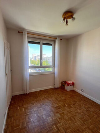  Appartement à louer 3 pièces 54 m²