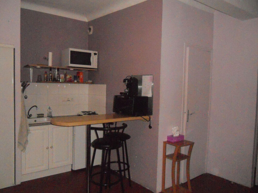 Location Appartement Studio meuble 21m2 centre aix ideal etudiant iep Aix-en-provence