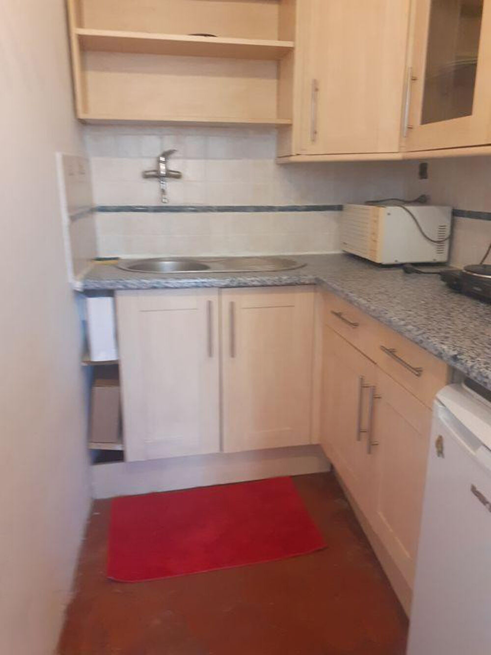 Location Appartement Studio 28 m2 Aix-en-Provence centre historique Aix-en-provence