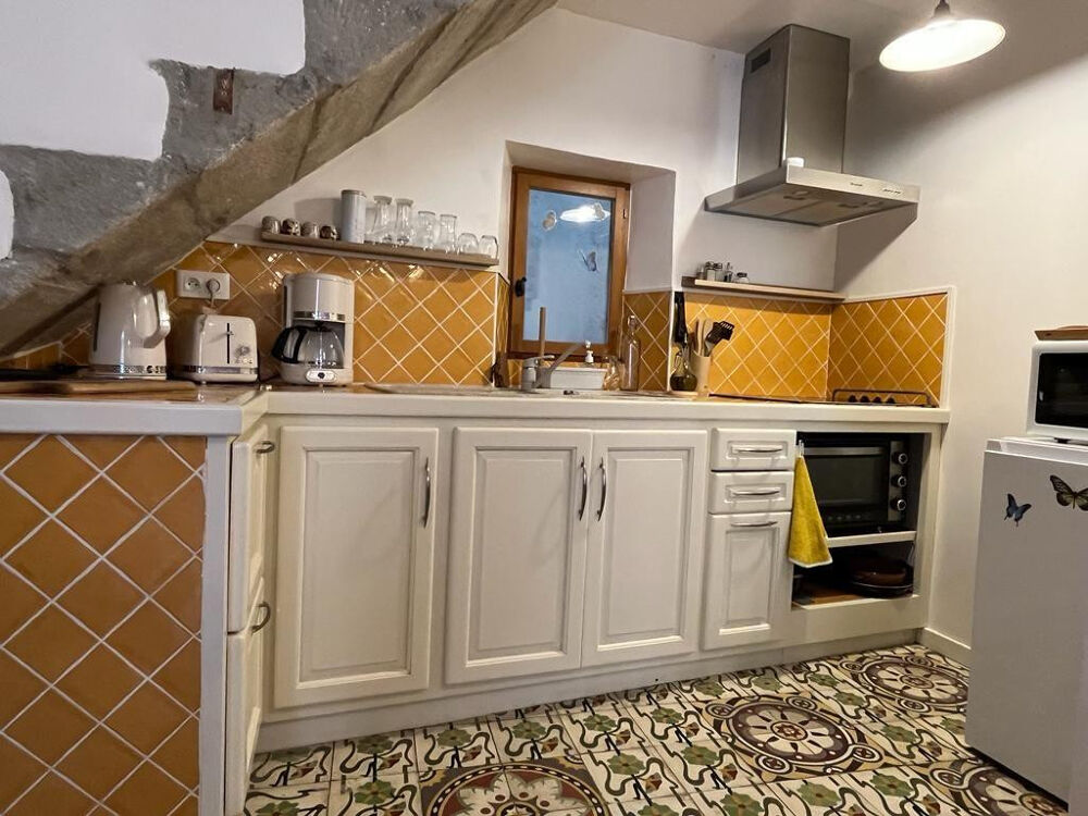 Location Appartement Joli appart T2, à louer ds immeuble de caractère. Largentière