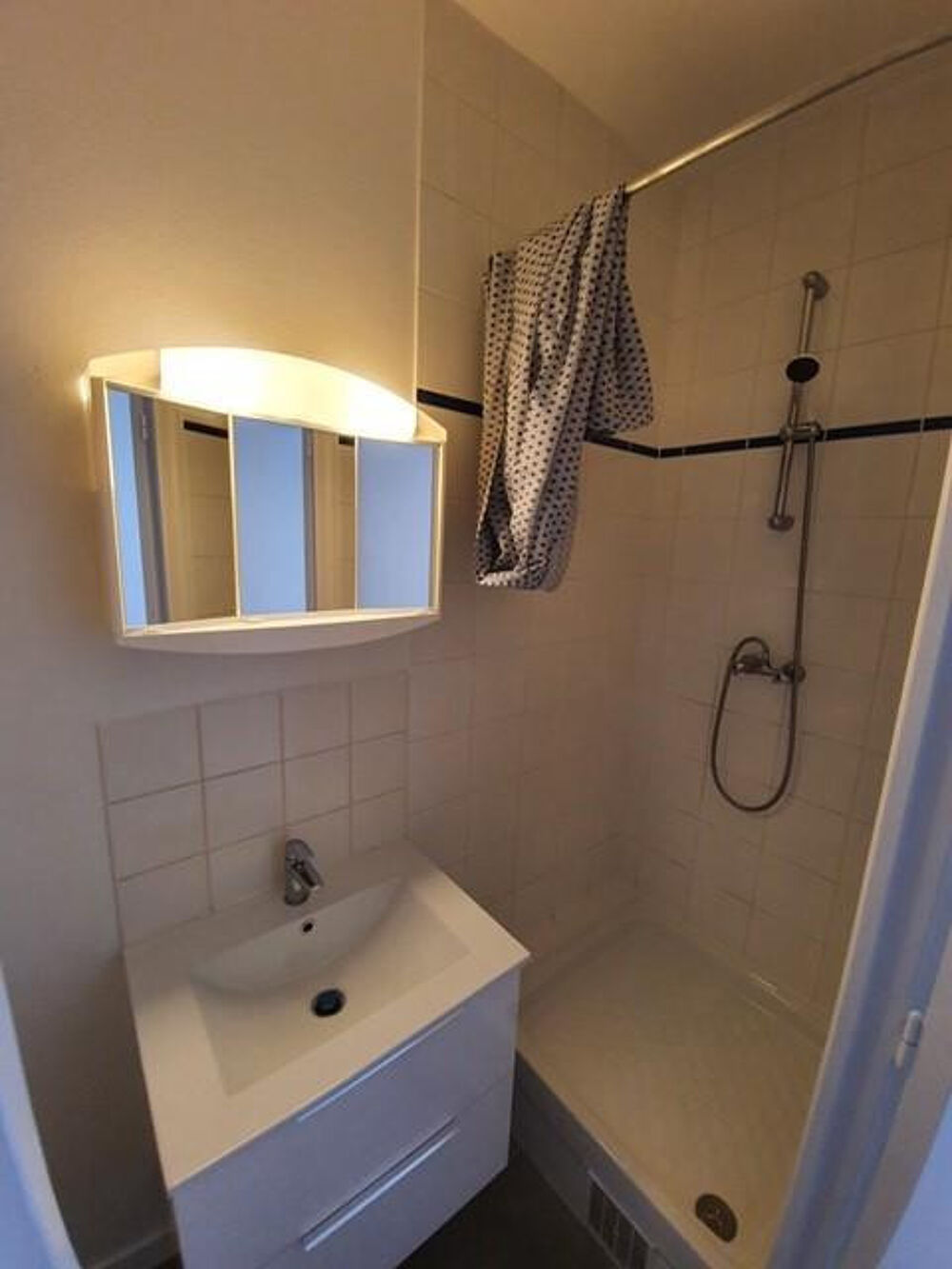 Location Appartement 2 pièces à louer à Boulogne Billancourt Boulogne-billancourt