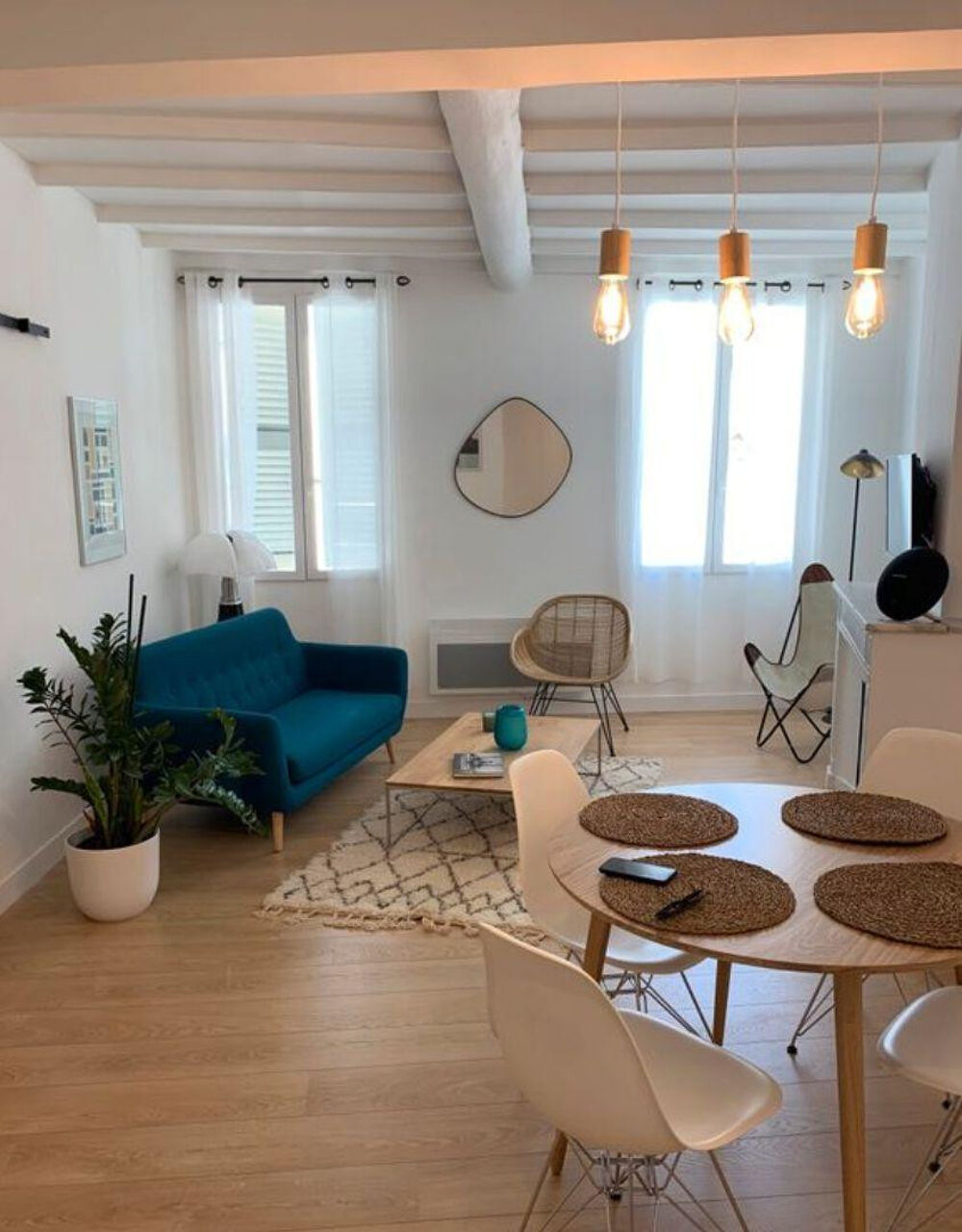 Location Appartement Appartement meublé T2 rue Fabrot Aix en Provence Aix-en-provence