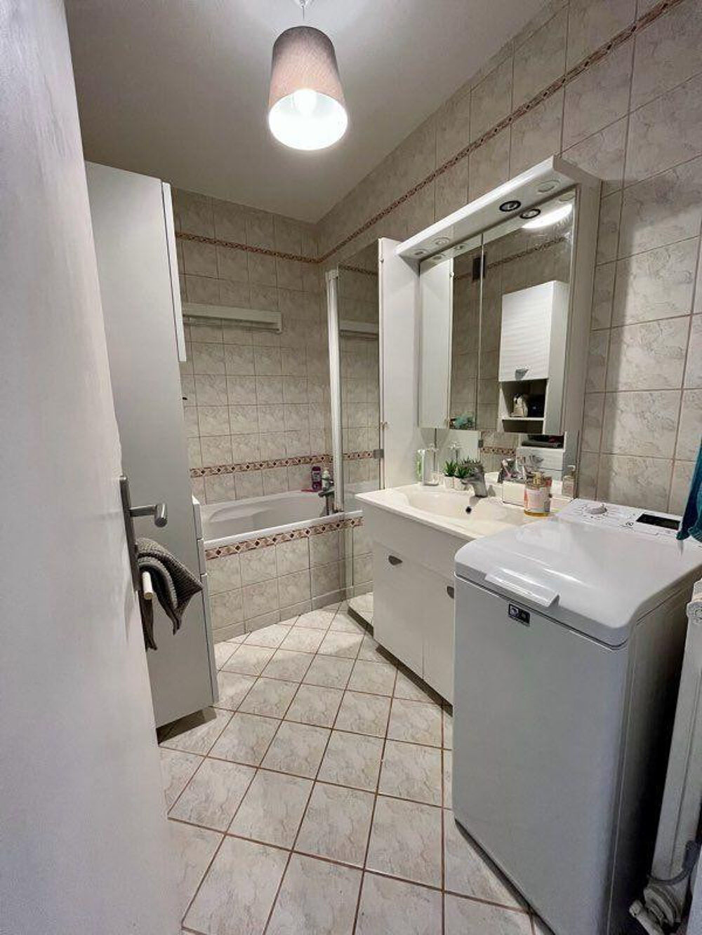 Location Appartement Espace privatif meublé de 20 m² – Secteur Parilly Lyon 8