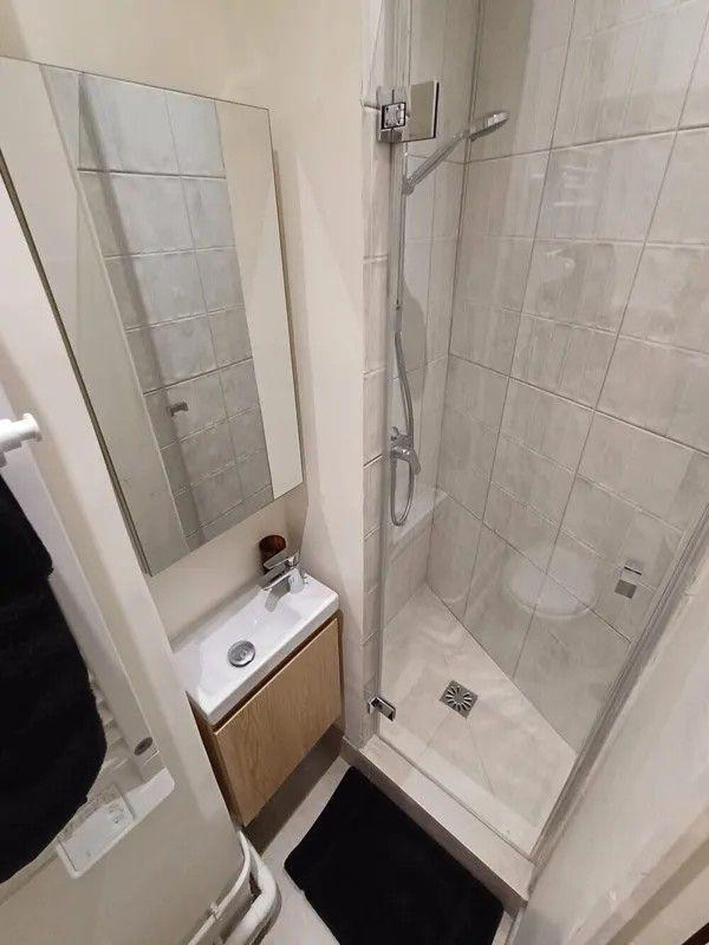 Location Appartement Beau studio meublé 11m² Clichy Cosy Nest Paris 9