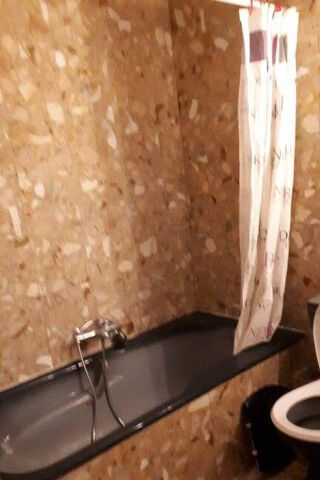  Appartement à louer 1 pièce 80 m²