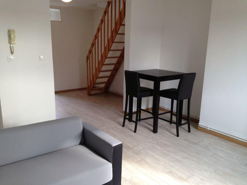 Location Appartement Grand T2 proche marbrerie Lille