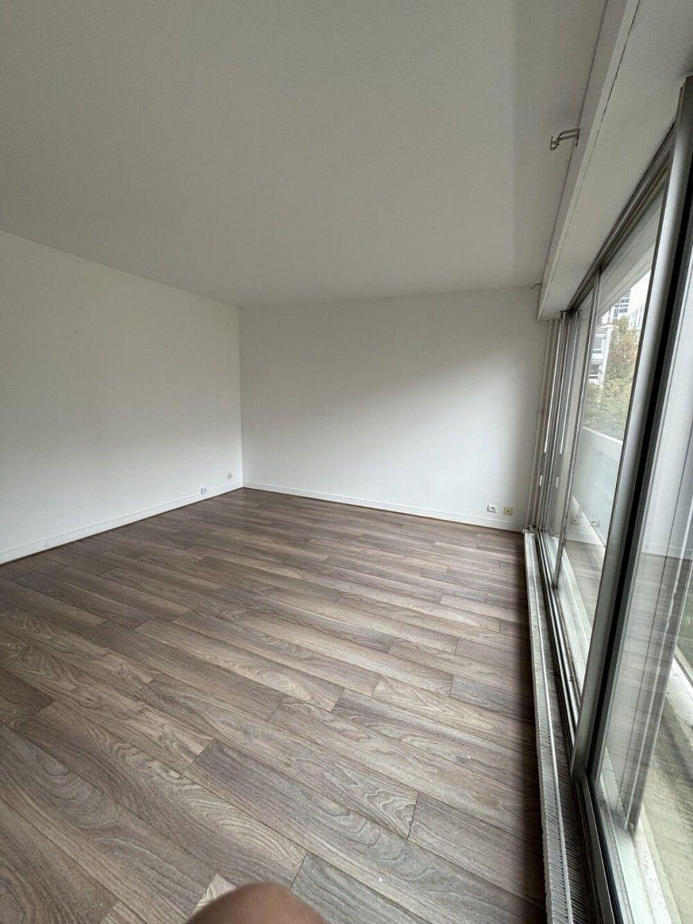 Location Appartement Beau 2P 55m² dans le quartier animé de Cambronne Paris 15