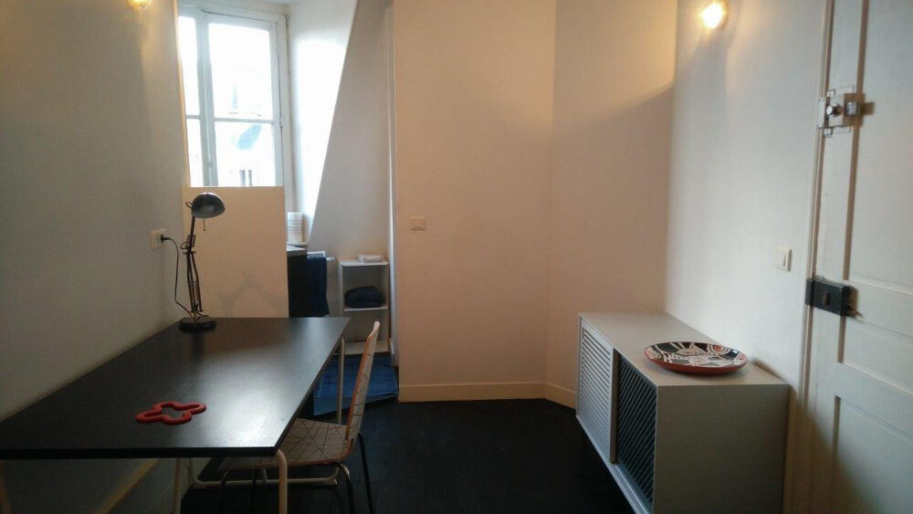 Location Appartement Grande Studette tout confort, calme et claire Paris 16ème
