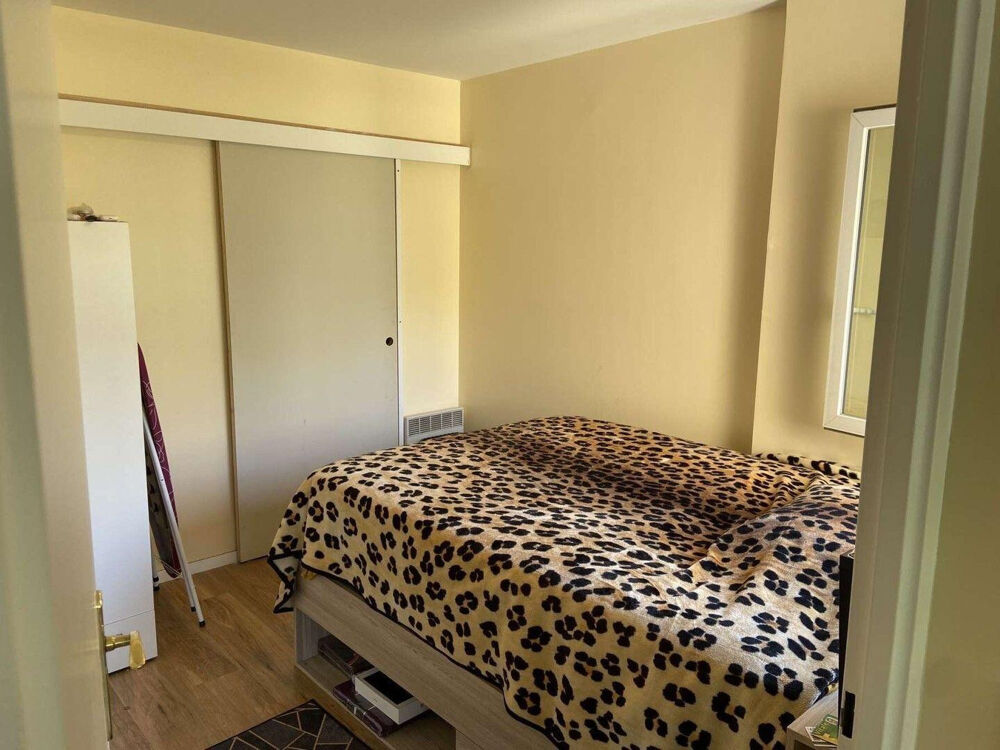 Location Appartement Beau T2 meublé 43m² proche du parc Robinson Corbeil-essonnes
