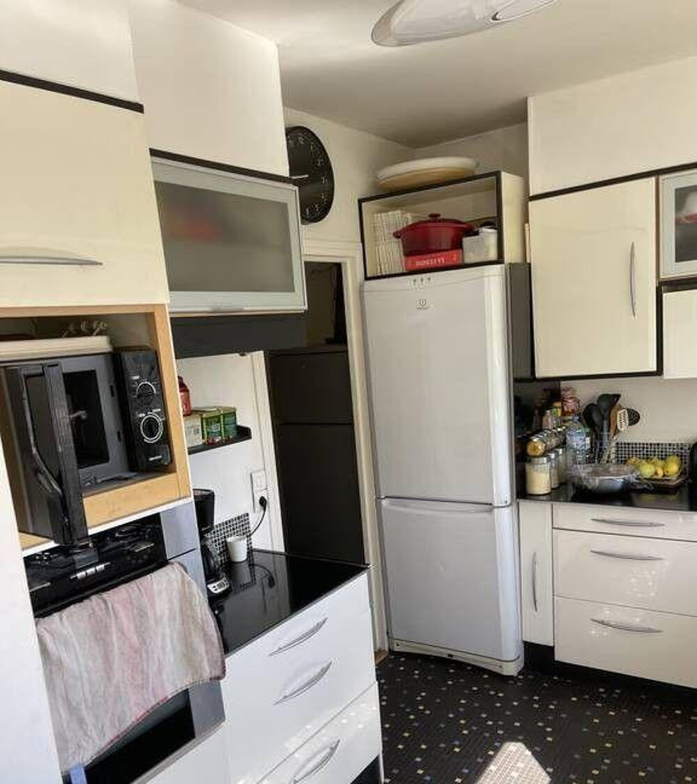 Location Appartement Chambre meublée dans colocation 110 m² Massy