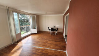  Appartement à louer 3 pièces 69 m²