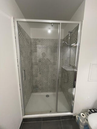  Appartement à louer 4 pièces 80 m²