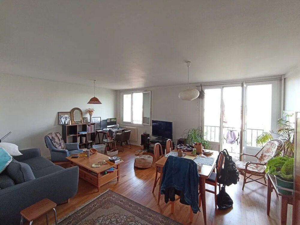 Location Appartement Beau T3 68m² Gratte-ciel avec balcon Villeurbanne