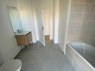  Appartement à louer 2 pièces 45 m²