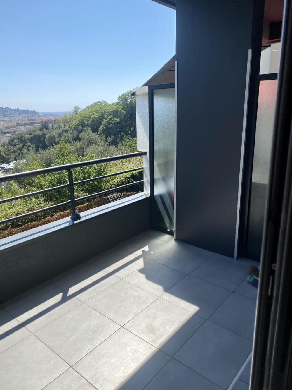 Location Appartement Studio meublé à Cimiez au calme sans vis à vis Nice