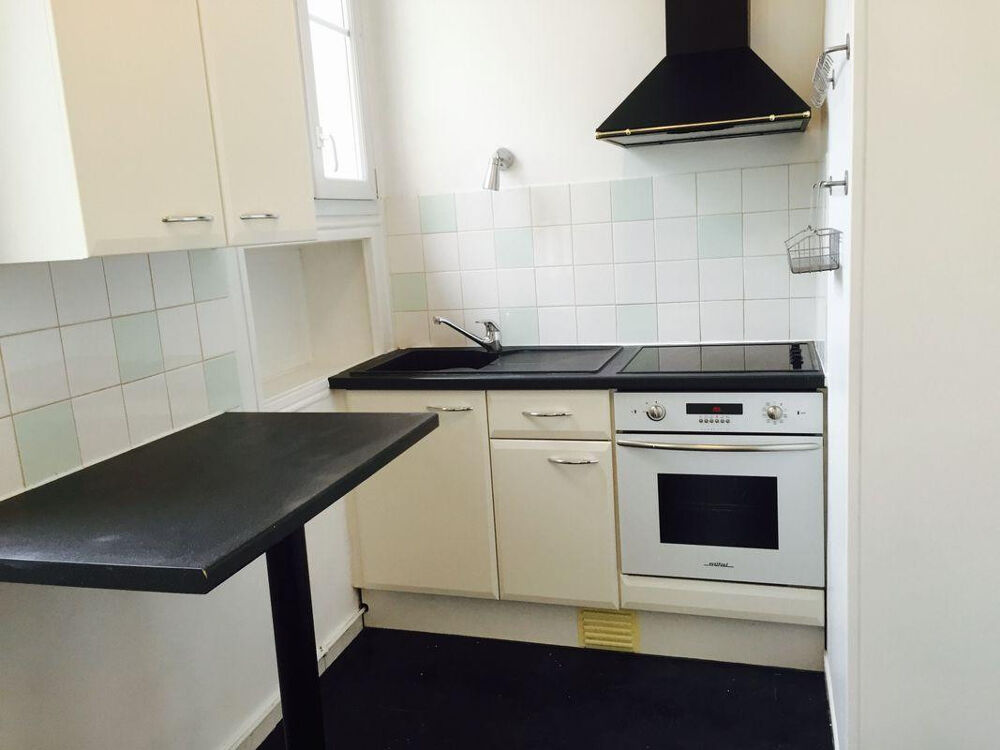 Location Appartement F3 Centre Ville Parking, cave et grenier Reims