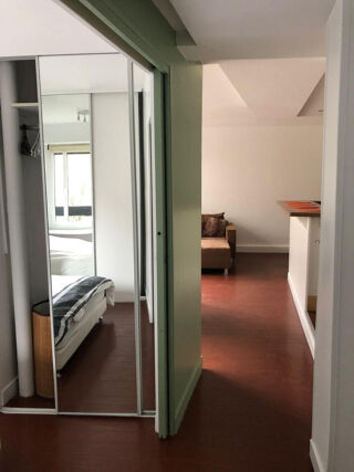  Appartement à louer 2 pièces 42 m²