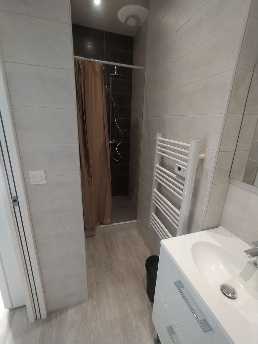Location Appartement Charmant meublé récemment réhabilité Saint-Étienne