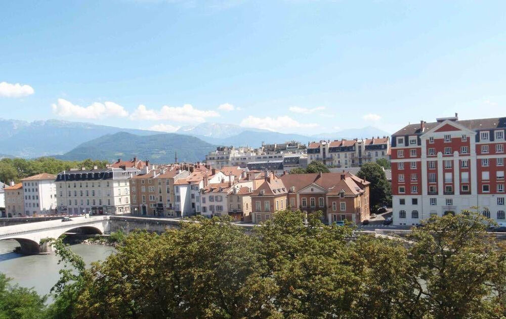 Location Appartement Superbe 2P meublé 40m² Grenoble vue sur l'Isère Grenoble