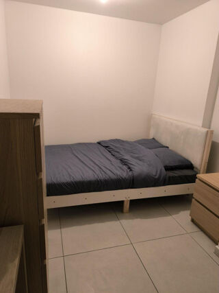  Appartement à louer 4 pièces 70 m²