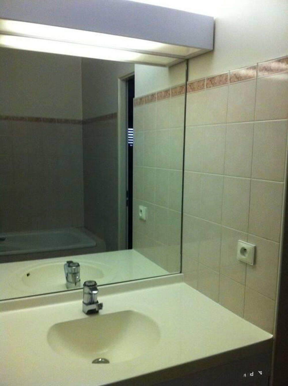 Location Appartement Beau 2P meublé 40m² entièrement équipé Rueil-malmaison