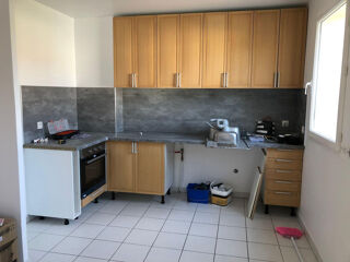  Appartement à louer 3 pièces 60 m²