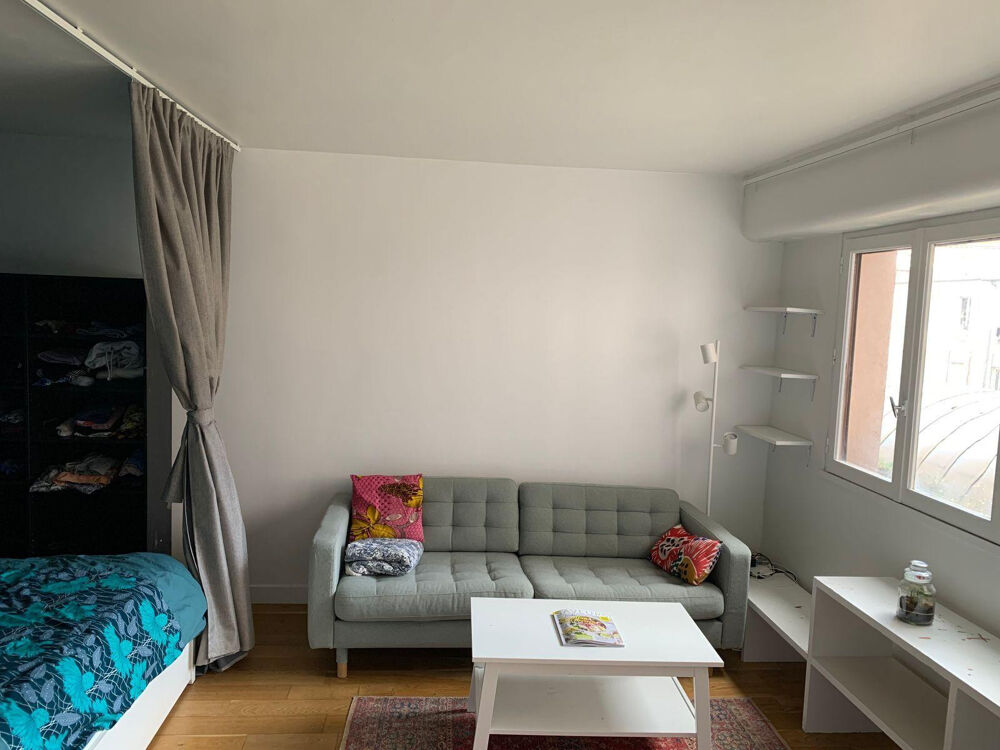 Location Appartement LOCATION STUDIO MEUBLE 32M² - PARIS 18 Paris 18