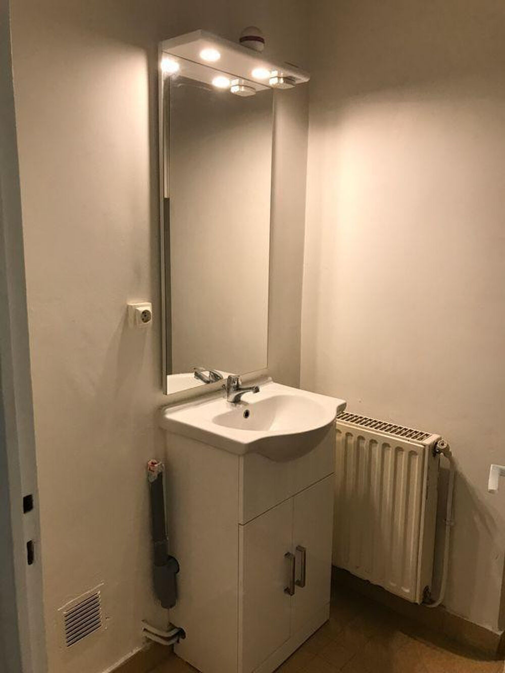 Location Appartement F2 Rue des Alliés Grenoble