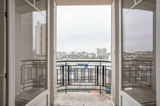  Appartement à louer 3 pièces 56 m²