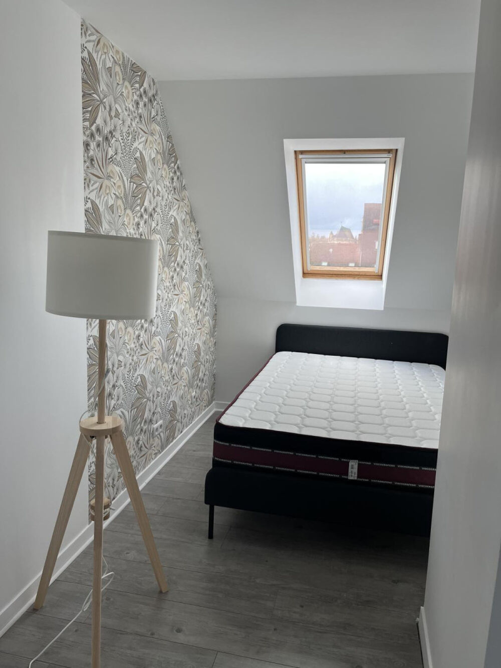Location Appartement Grande chambre 22m2 - Place St Jean Melun