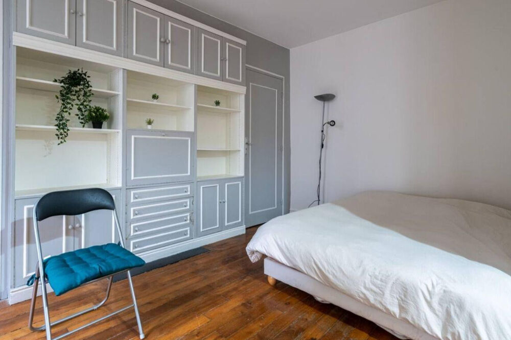 Location Appartement Studio Calme et Équipé près de Montmartre Paris 18