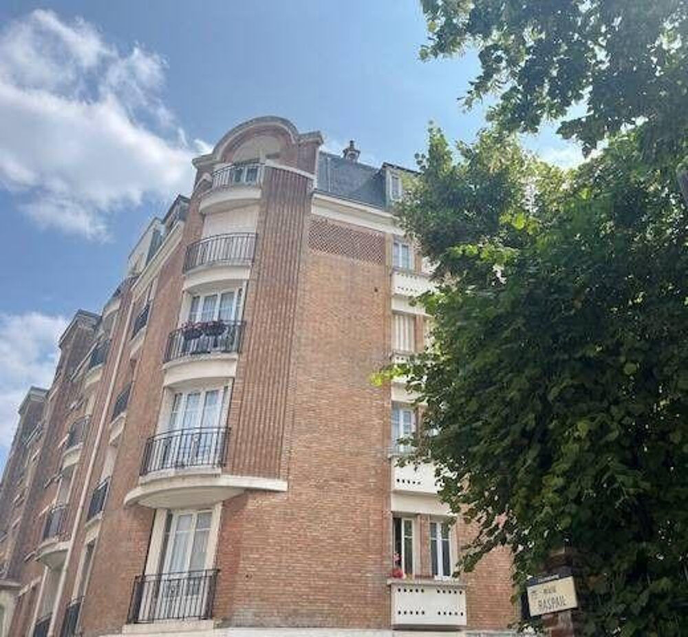 Location Appartement Beau 2P 50m² avec balcon très lumineux Courbevoie