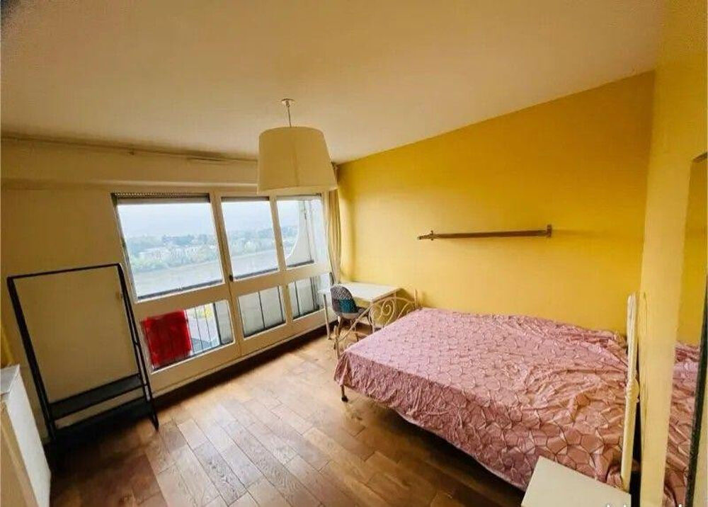 Location Appartement Colocation dans T3 meublé 69m² île de Nantes Nantes