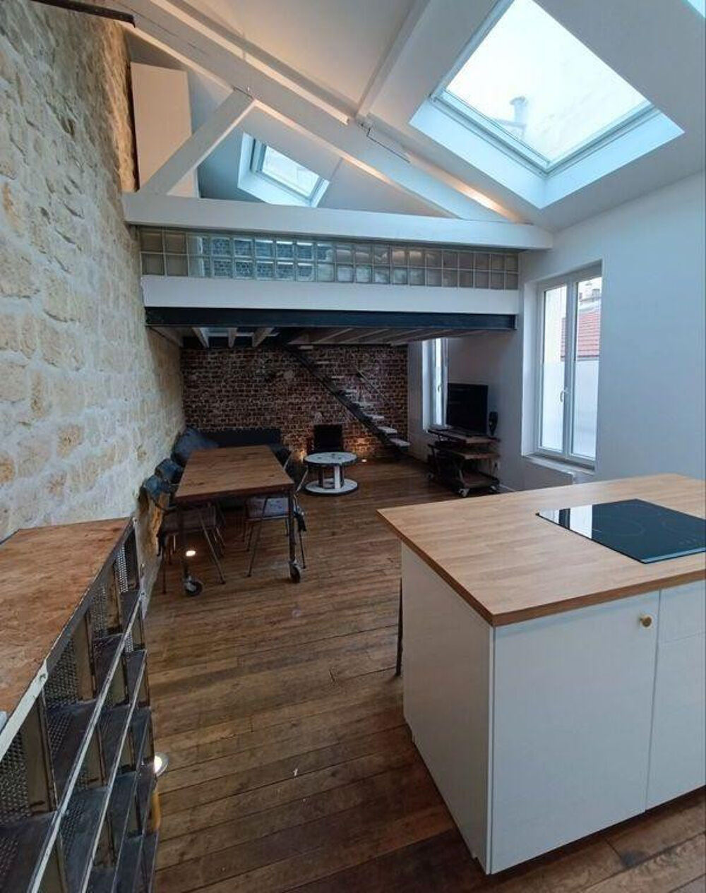 Location Appartement Beau loft meublé atypique 38m² refait à neuf Charenton-le-pont