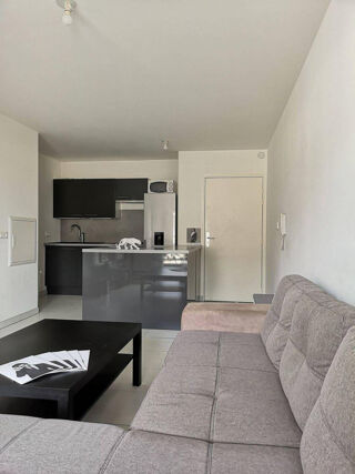  Appartement à louer 2 pièces 41 m²