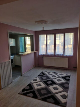  Appartement à louer 3 pièces 51 m²