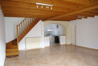  Maison à louer 5 pièces 149 m²