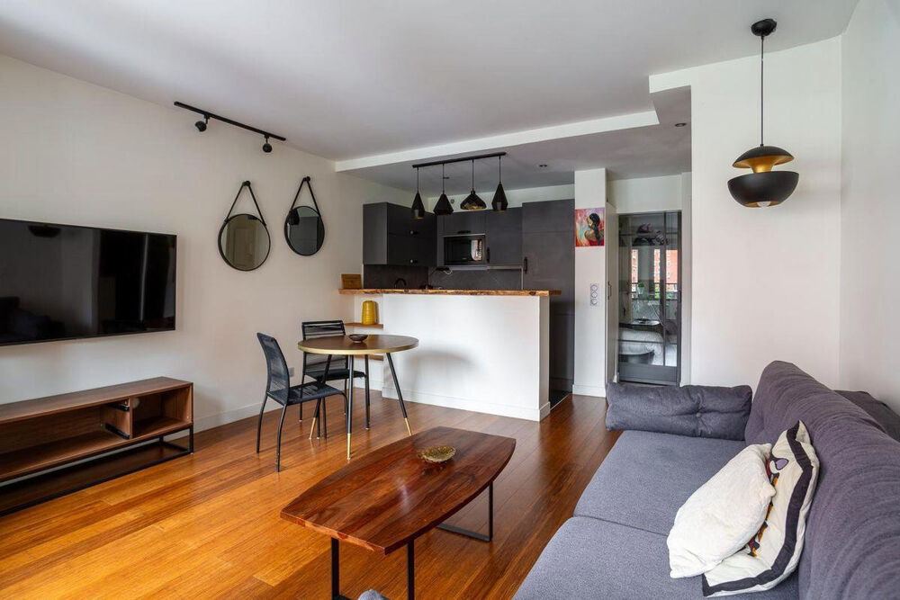 Location Appartement Beau 2P meublé 34m² avec balcon Paris 18