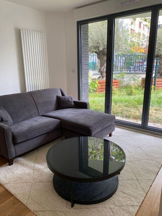  Appartement à louer 2 pièces 42 m²
