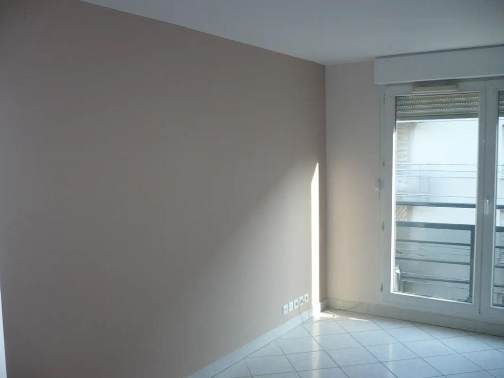 Location Appartement Superbe studio 30m² LYON PART DIEU Lyon 3